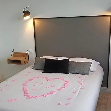 Maison Mignardise - Cite Bed & Breakfast 4*