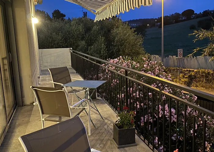 Maison Mignardise - Cite Bed & Breakfast 4*